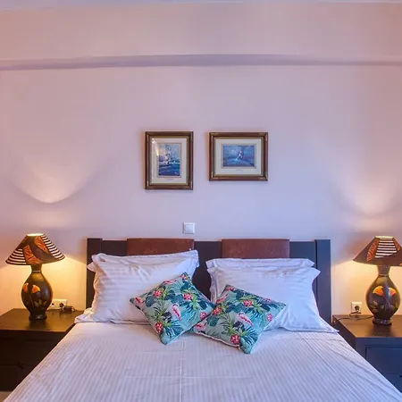 P.demis Hospitality *